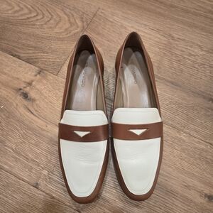 Worn Once Bernardo Women's Tan and Cream Loafers